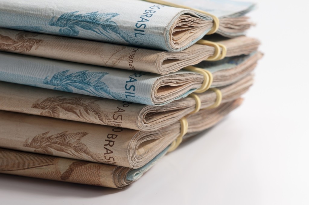 Concurso público pode ser uma alternativa para a crise do país 4 Dinheiro