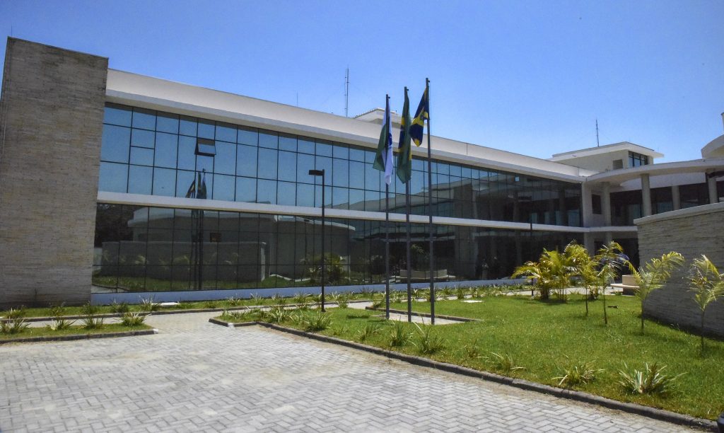 Concurso TJ PR: Cinco bancas organizadoras estão cotadas; edital ofertará 19 vagas! 1 Nova-TJPR