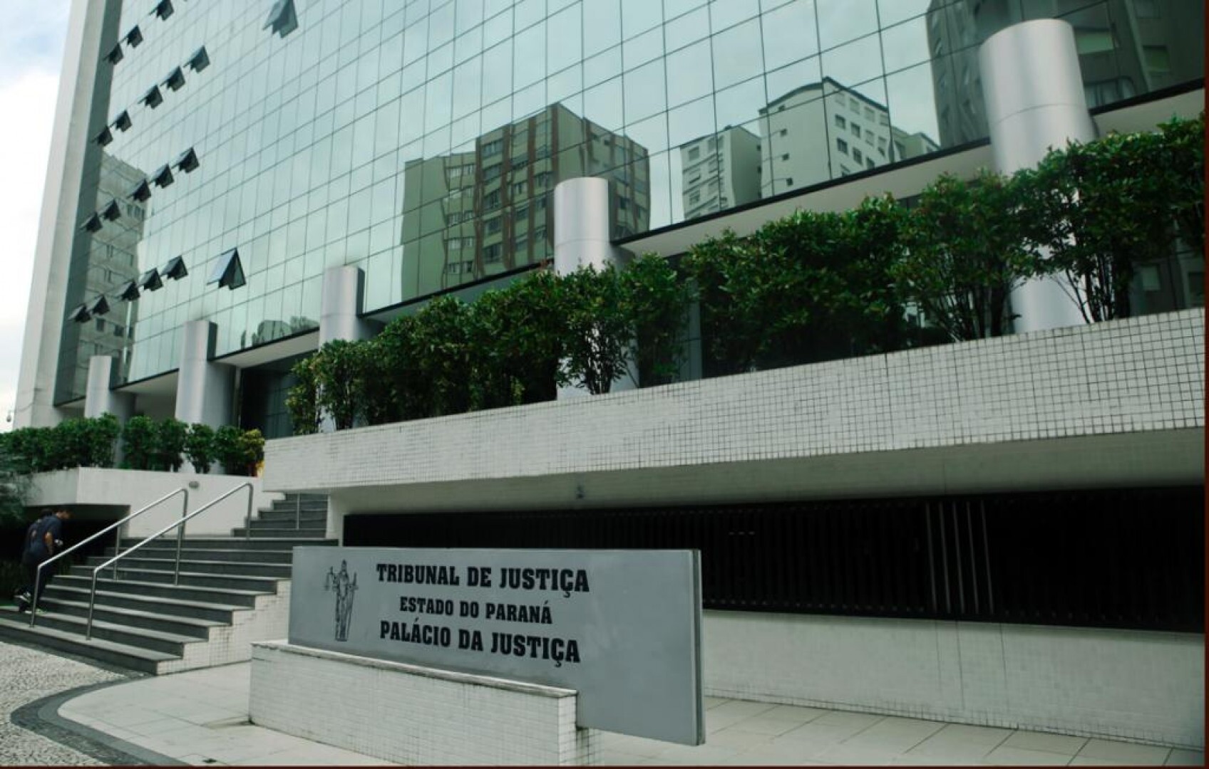 Concurso TJ PR: Cinco bancas organizadoras estão cotadas; edital ofertará 19 vagas!