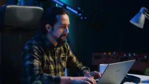 Analista Programador Júnior 3 Analista Programador Júnior