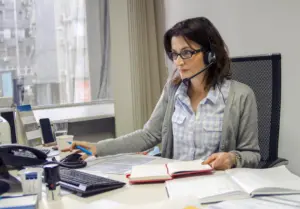 Auxiliar de Atendimento e Administração