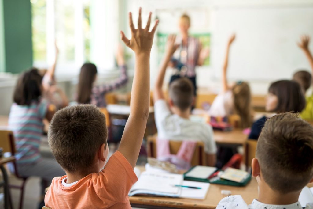 Concurso Seeduc RJ: Edital deverá ser publicado neste segundo semestre! 1 Seeduc RJ 08