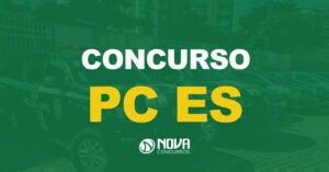 Viaturas da Polícia Civil ES, em Vitória, Espírito Santo, estacionadas em uma rua de paralelepípedos.