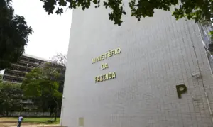 Fotografia da fachada do Ministério da Fazenda