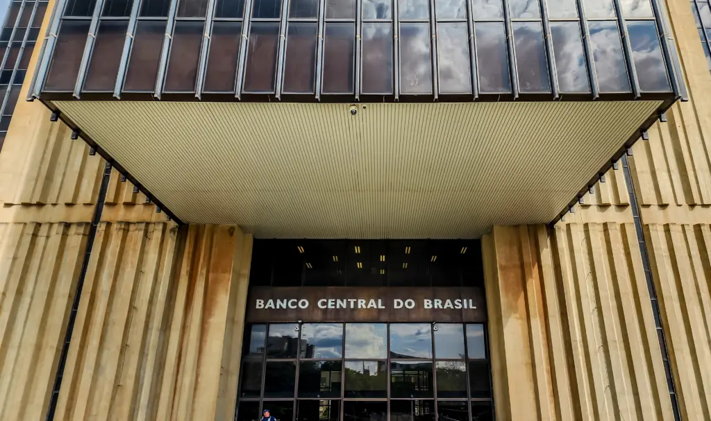 Saiu o edital Bacen com salário inicial de R$ 20,9 mil! 3 Prédio do Banco Central em Brasília/DF