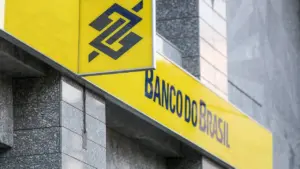 Fachada do Banco do Brasil/ Escriturário do Banco do Brasil