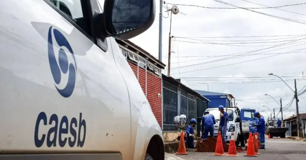 Edital Caesb foi retificado: 303 vagas e iniciais de R$11 mil!