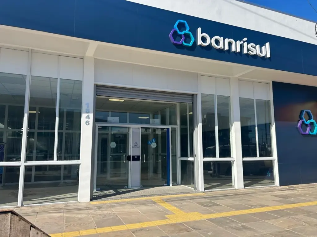 Concurso Banrisul: edital anunciado com 100 vagas em 2025!