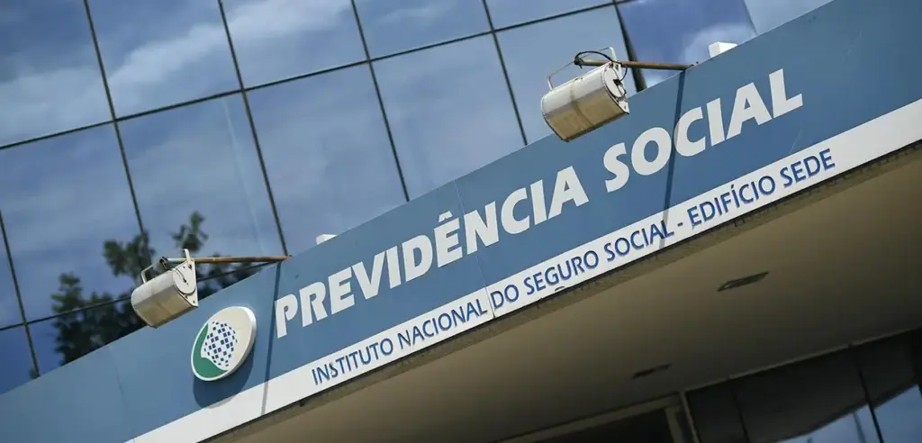 Salário de perito do INSS terá reajuste em 2025?