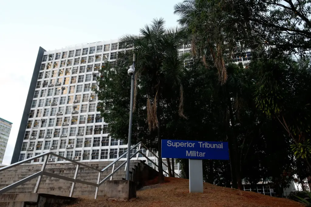Quanto ganha um concursado no STM? Salários e benefícios!