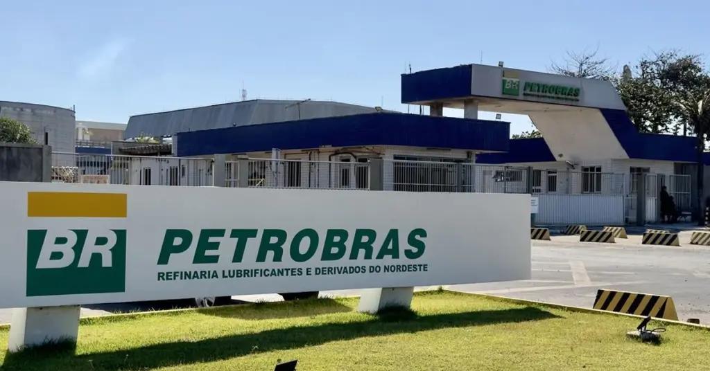 Concurso Petrobrás com 6 mil vagas é fake! Entenda!