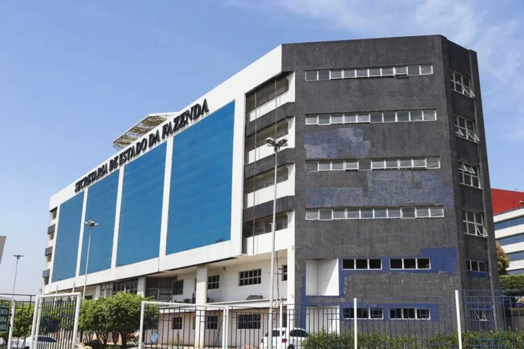 Concurso Sefaz SE: Edital publicado! 50 vagas e salários de R$22 mil!