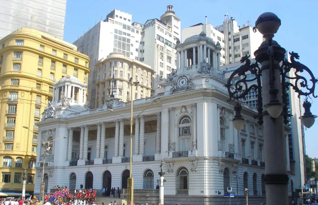 Concurso Câmara do Rio de Janeiro: Edital publicado! Salário de R$14 mil!