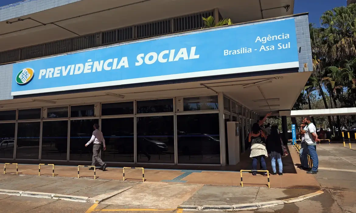 Concurso INSS adere ao CNU! 300 vagas para Analista!