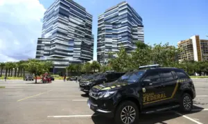 Carro da Polícia Federal do concurso PF 2025!