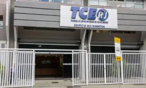 Frente do Tribunal de Contas do Estado do Rio de Janeiro do concurso TCE RJ