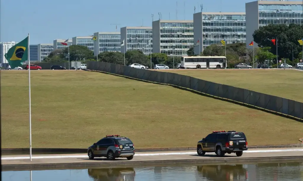 Bloco 5 do CNU oferta 1.172 vagas e até R$8 mil!