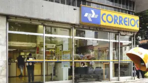 Lado externo do correios do concurso correios