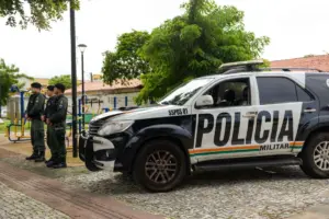 Carro da Polícia Militar do Ceará do concurso PM CE Soldado
