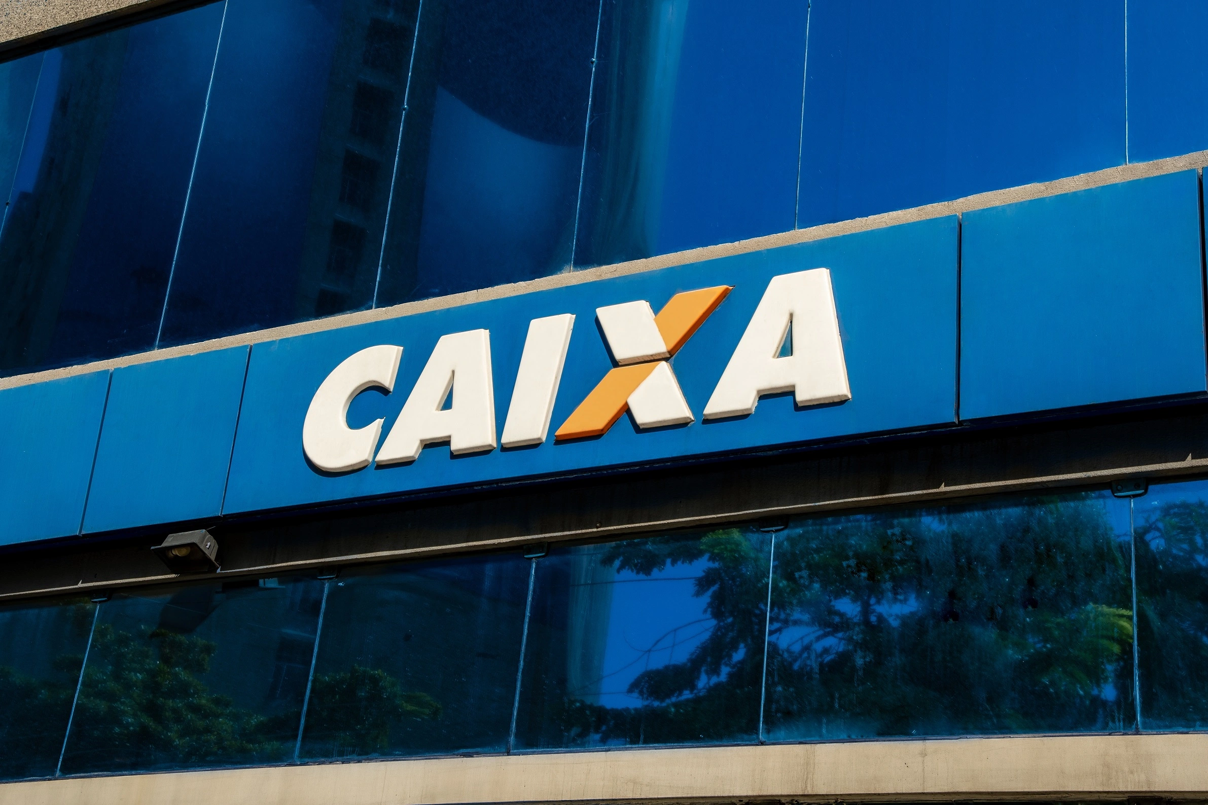 Como aproveitar os estudos do Banco do Brasil para o concurso Caixa 2026?