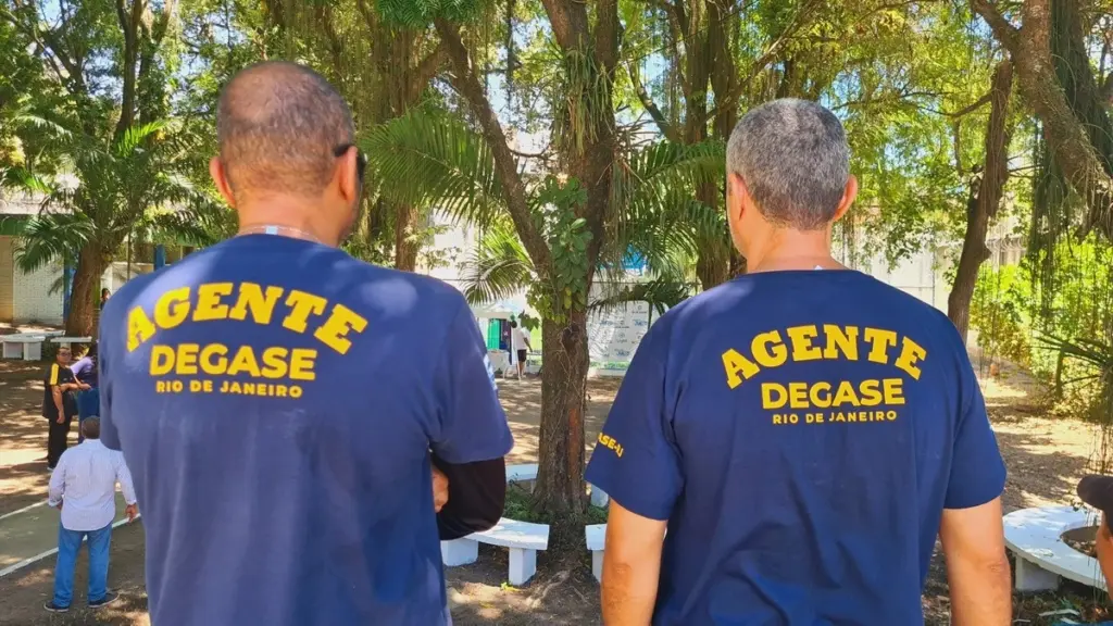Agentes do concurso Degase 