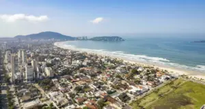 fotografia da vista da cidade de guarujá
