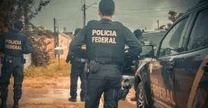 Foto de 1 agente policial federal. concurso pf policial.