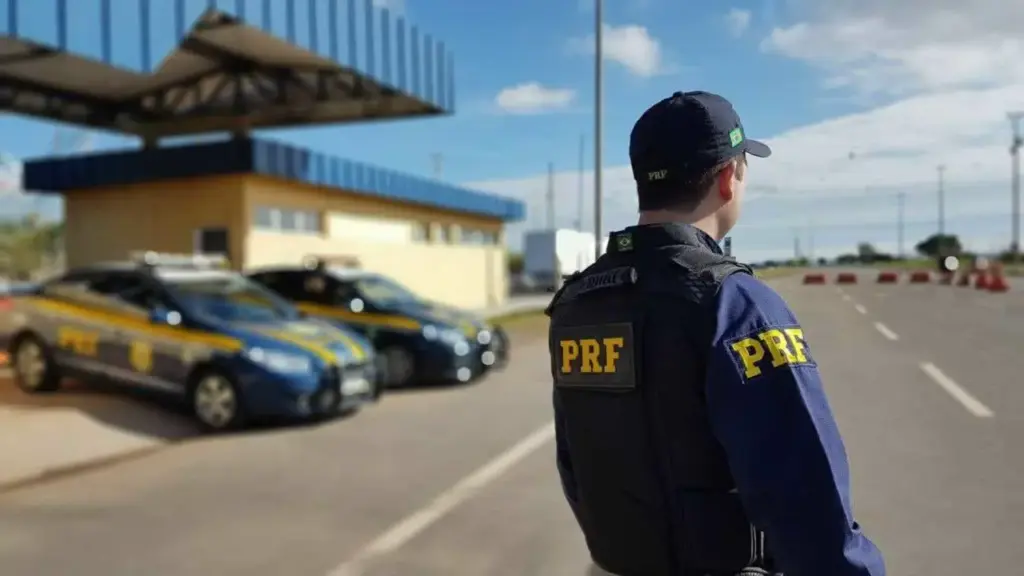 Concurso PRF: 2.472 aposentadorias vão abrir caminho para novos editais!