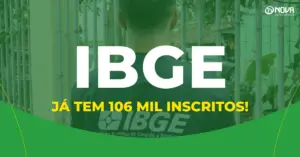 Imagem mostra uma pessoa usando um colete do IBGE (Instituto Brasileiro de Geografia e Estatística) - Concurso IBGE