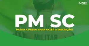 policia militar olhando para a bandeira de santa catarina